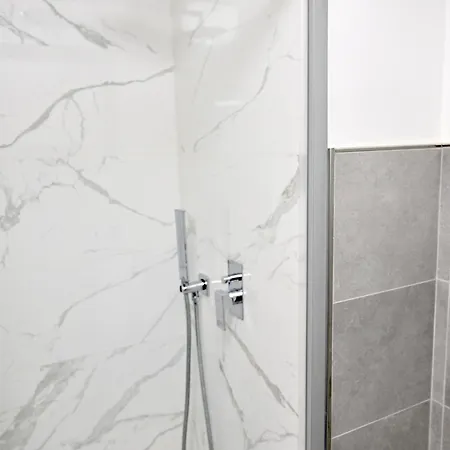 Apartment At Colosseo *